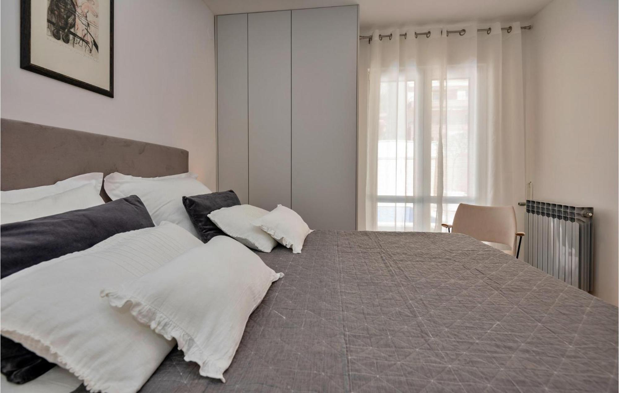3 Bedroom Gorgeous Home In Makarska Luaran gambar